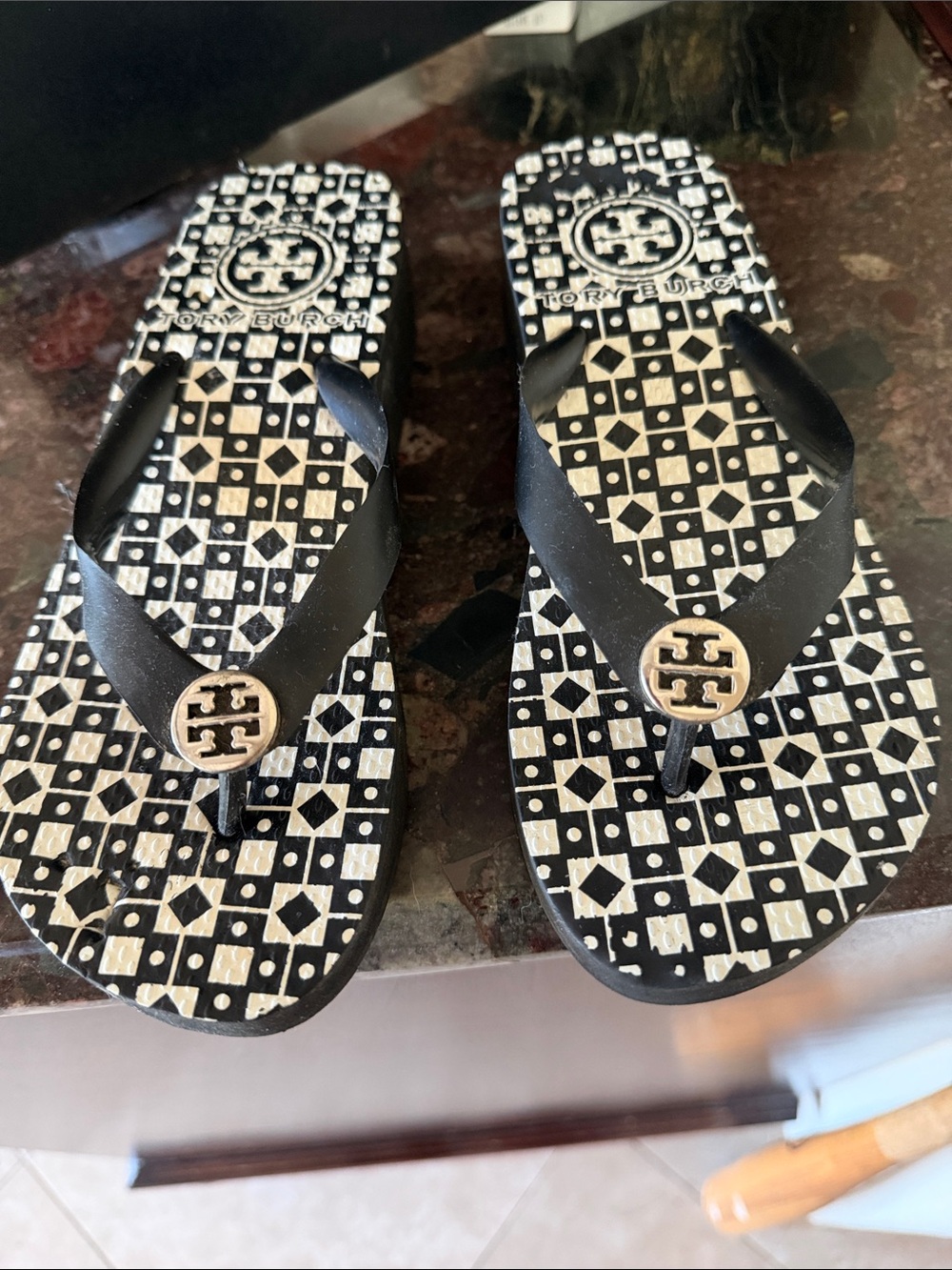 Tory Burch Black and White Geometric Logo Flip Flops